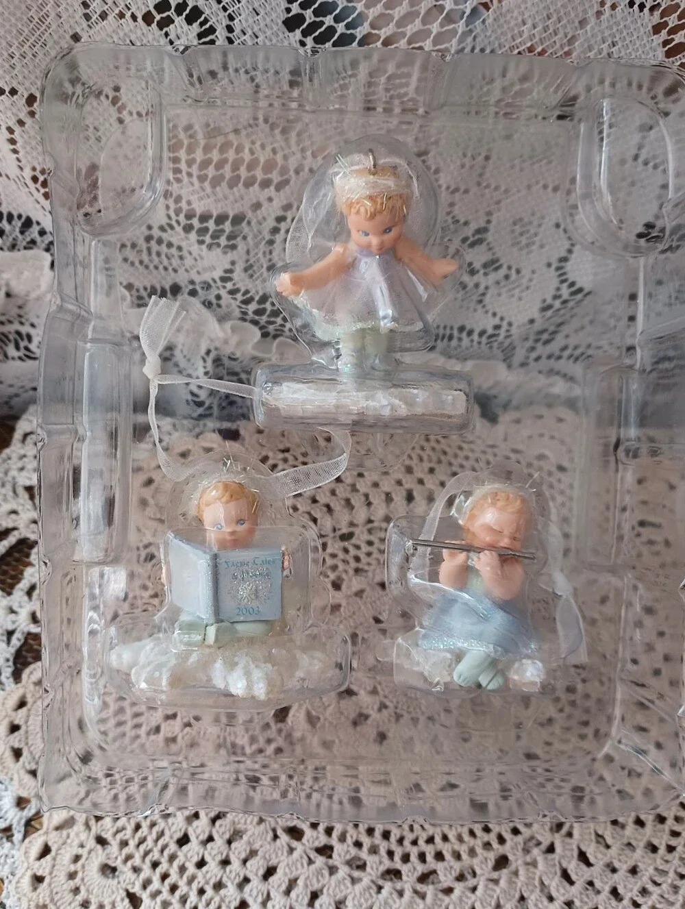 VINTAGE HALLMARK SET OF 3 ORNAMENTS CHRISTMAS 2003 